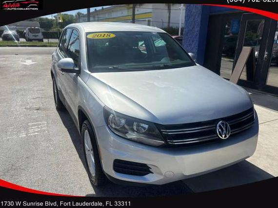 VOLKSWAGEN TIGUAN LIMITED 2018 WVGAV7AX1JK001461 image